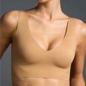 Wire Free Smoothing Bra | NWT - EBY